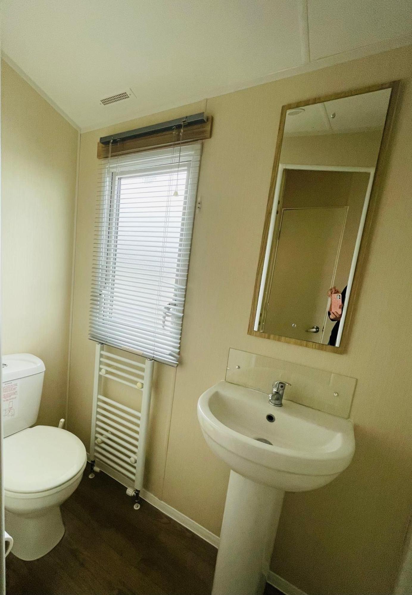 Emma'S Retreat 3-Bedroom Caravan Sleeps 6 At Durdle Door Nr Wareham Dorset Exterior photo